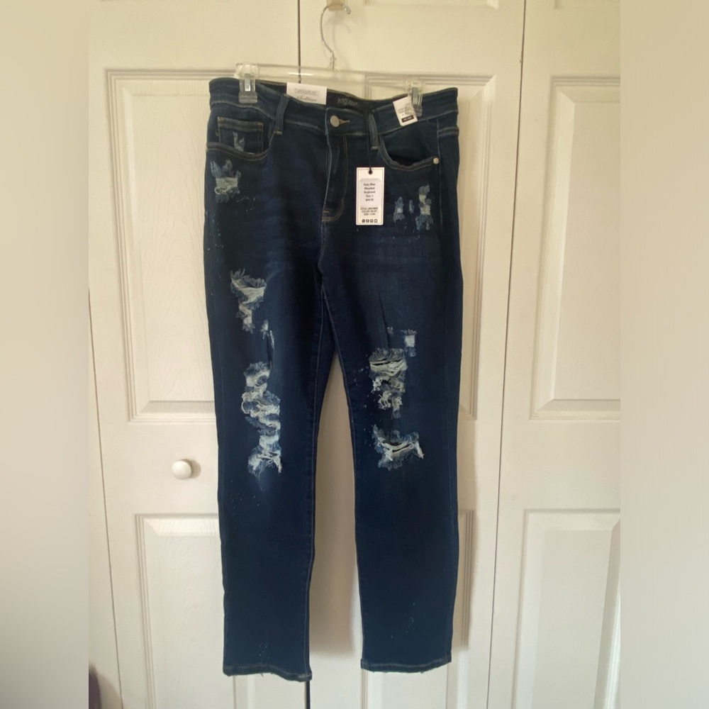Judy Blue bleach and distressed jeans size 11/30
